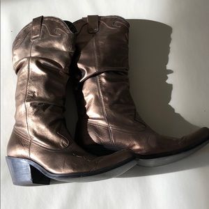 Women’s boots
